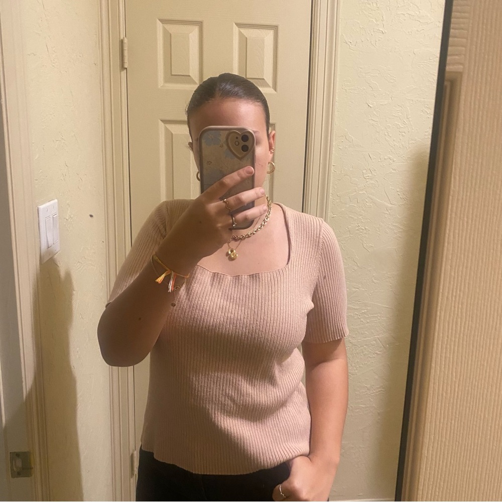 Women's Pink Ribbed Top